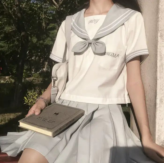 女富豪的美丽与哀愁